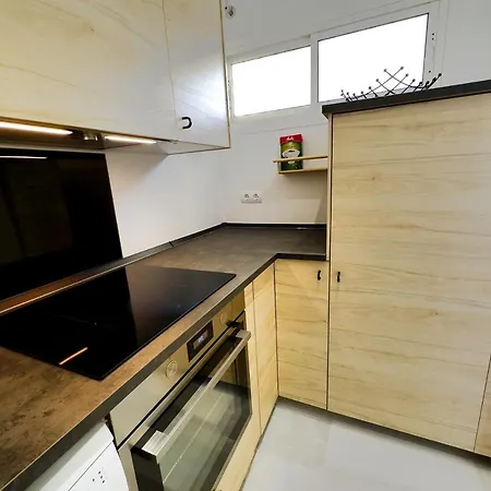 Diana 206. Completely Renovated On The Beachfront.