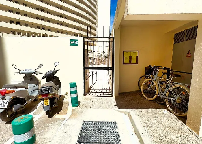 Diana 206. Completely Renovated On The Beachfront. Apartment