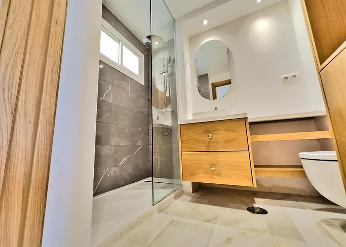 Diana 206. Completely Renovated On The Beachfront. Apartman *