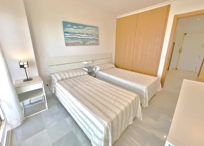 Diana 206. Completely Renovated On The Beachfront. Apartment Marbella